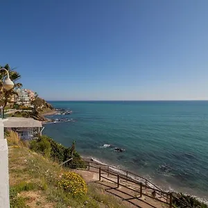 family-house-with-terrace-and-shared-pool.es-andalucia.com/